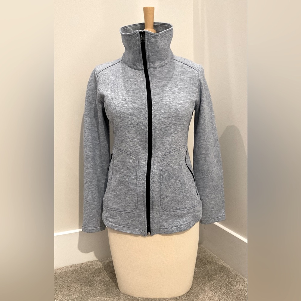 T by Talbots Women's Heather Blue Athletic Jacket, Size Petite Small